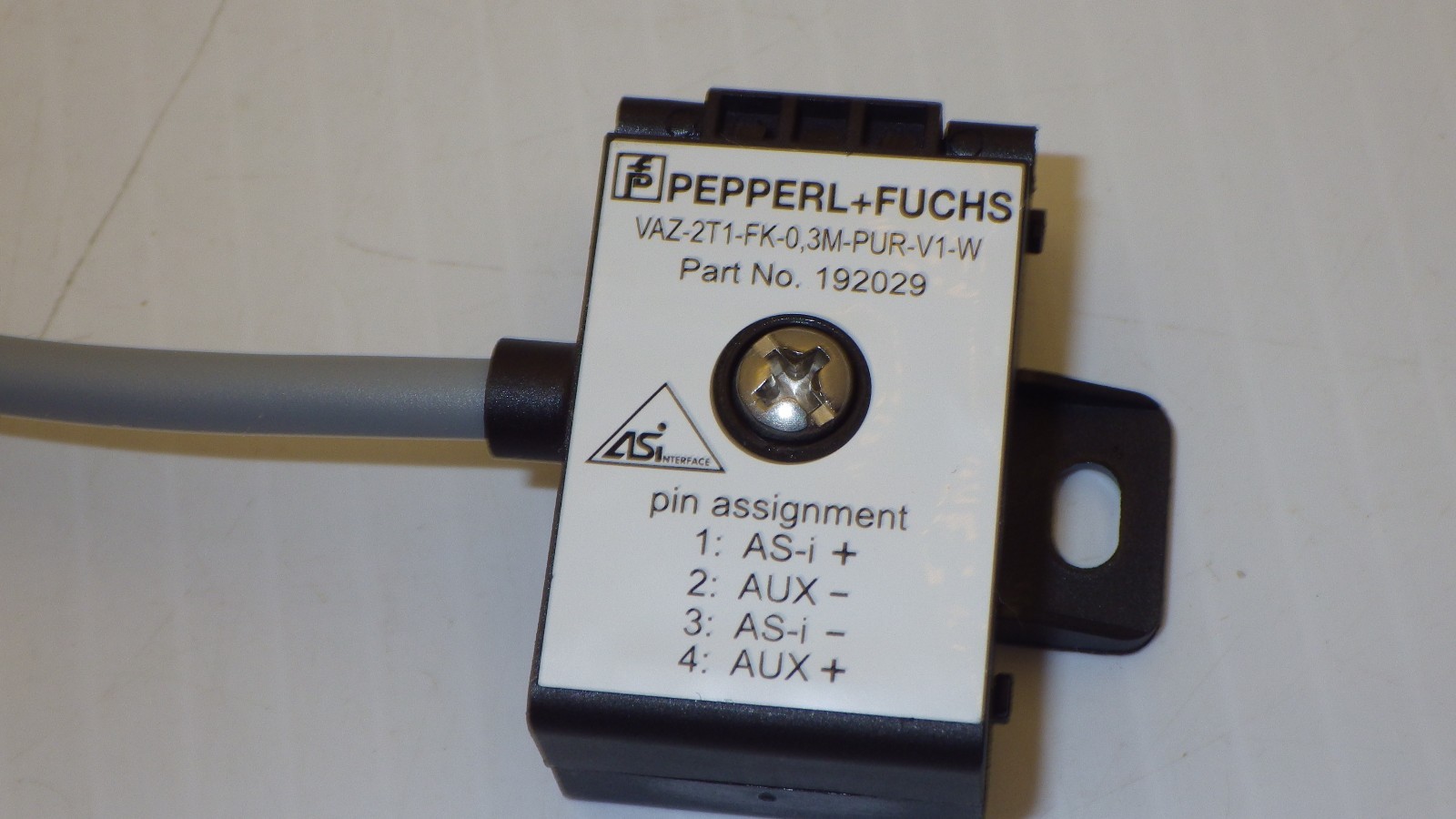 PEPPERL+FUCHS VAZ-2T1-FK-0.3M-PUR-V1-W (192029) SENSOR AS-INTERFACE NIB