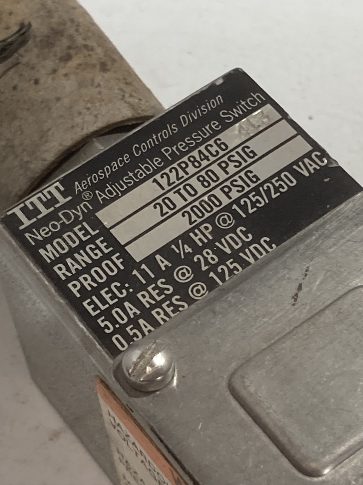 ITT 122P84C6 PRESSURE SWITCH ADJUSTABLE 20-80PSIG 11A 1/4HP 125/250VAC NNB