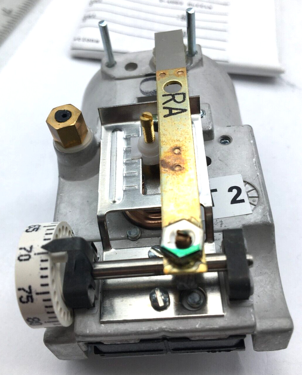 Johnstone Supply Thermostat Reverse Acting Single Temperature Horizonal L38-278