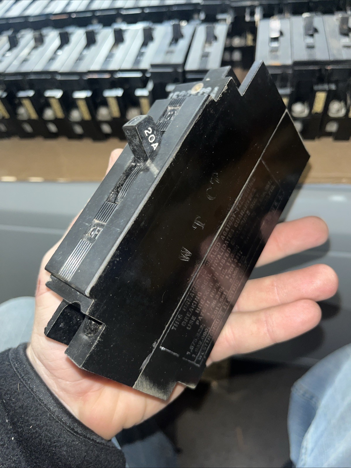 UNI LAB Westinghouse E7819 20A 1-Pole Circuit breaker