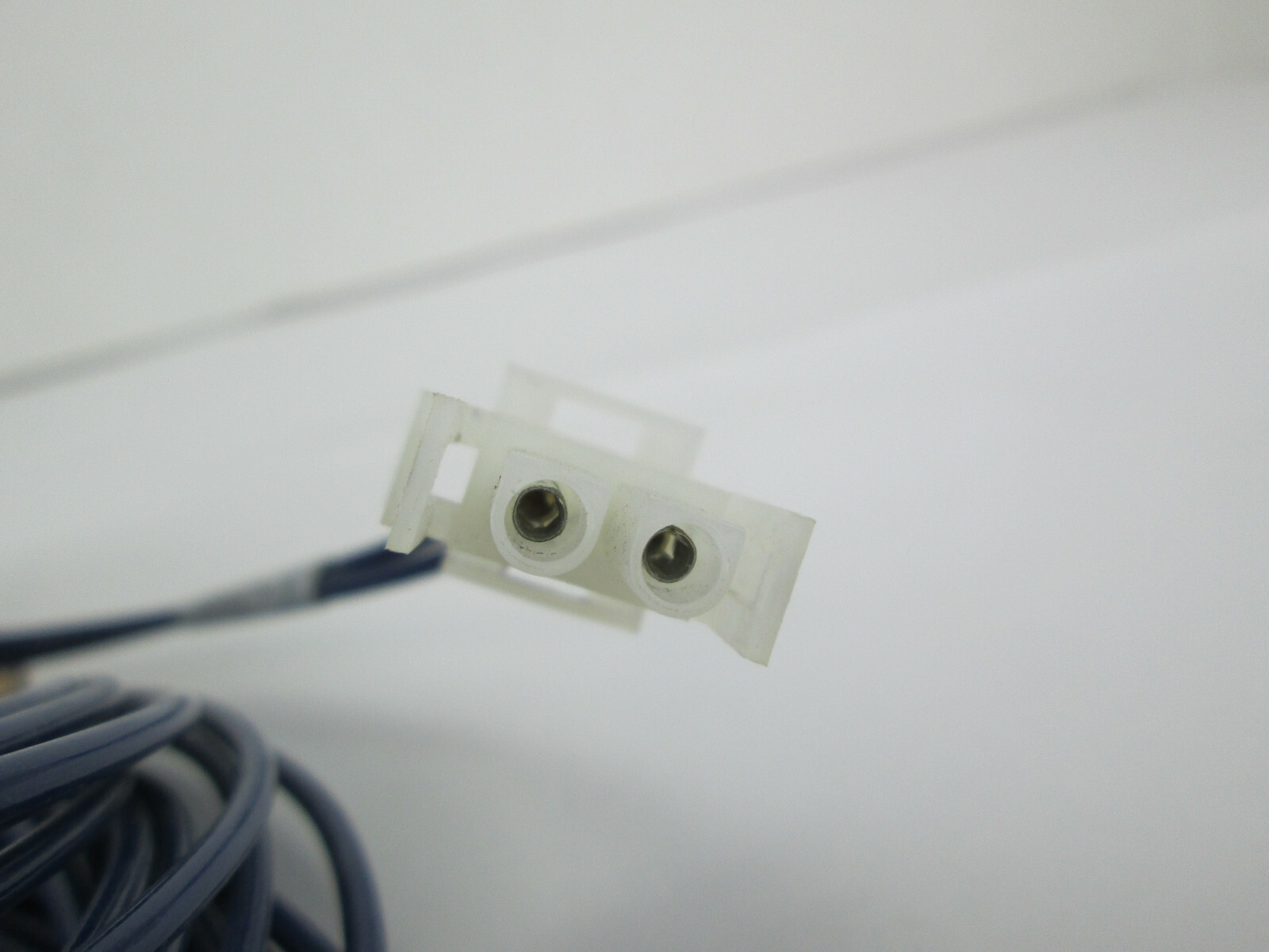 CCI Triangle 16 AWG TFFN E22337 600V AWM 1316 1408 1452 1000V Cable 2-Pin Plug