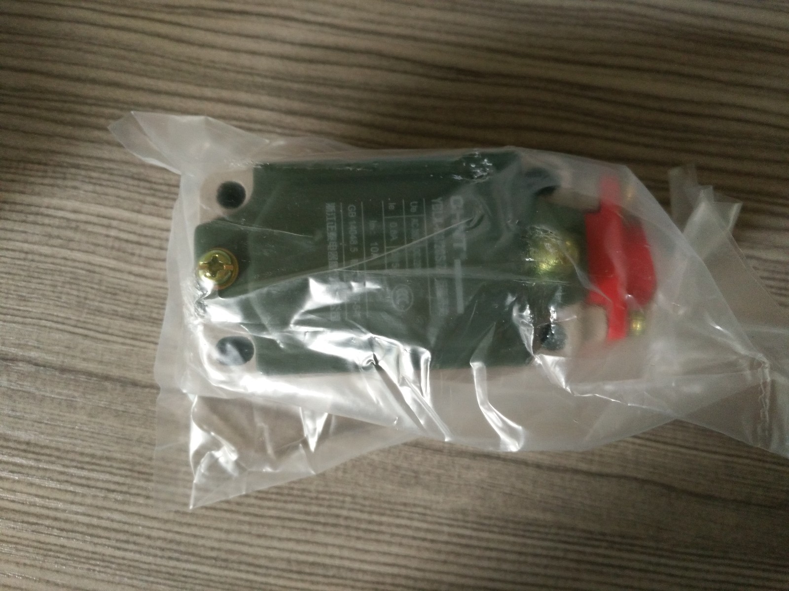 1PC Chint travel switch Limit switch YBLX-K3/20S/Z