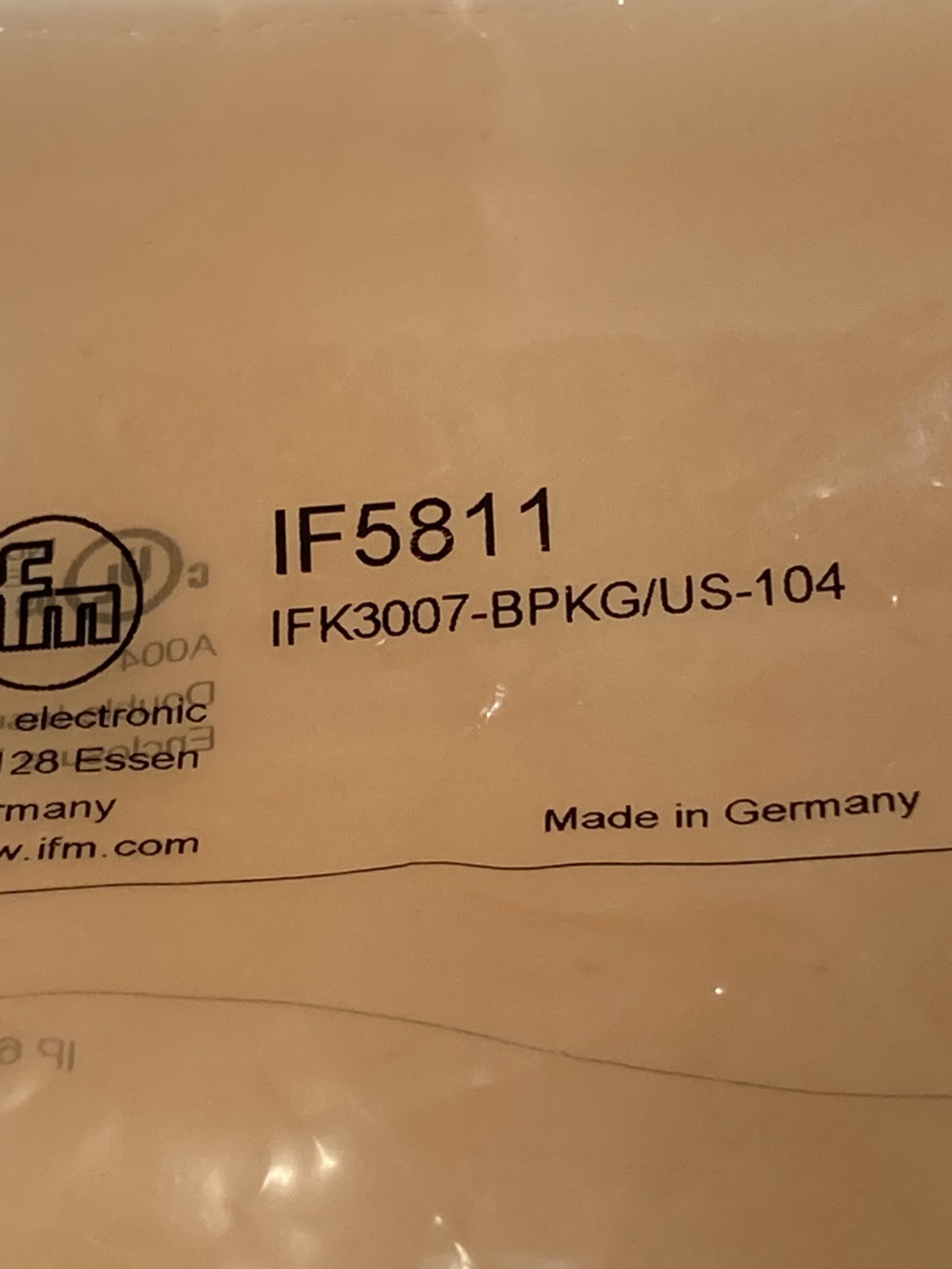 IFM IFK3007-BPKG/US-104 (IF5811) PROXIMITY SENSOR 10-30VDC 7MM SENSING NIB