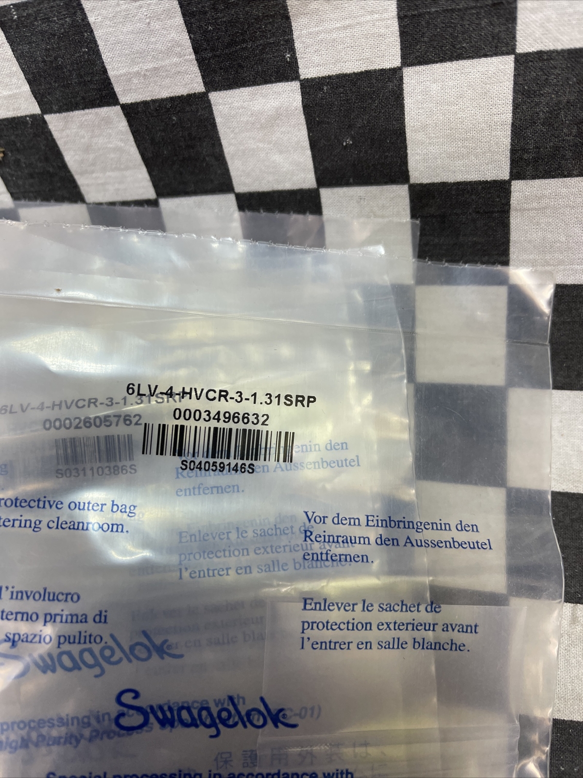 SWAGELOK 6LV-4-HVCR-3-1.31SRP, 6LV4HVCR313SRP, Gland 1/4″ HVCR LOT OF 14 #1607Q9