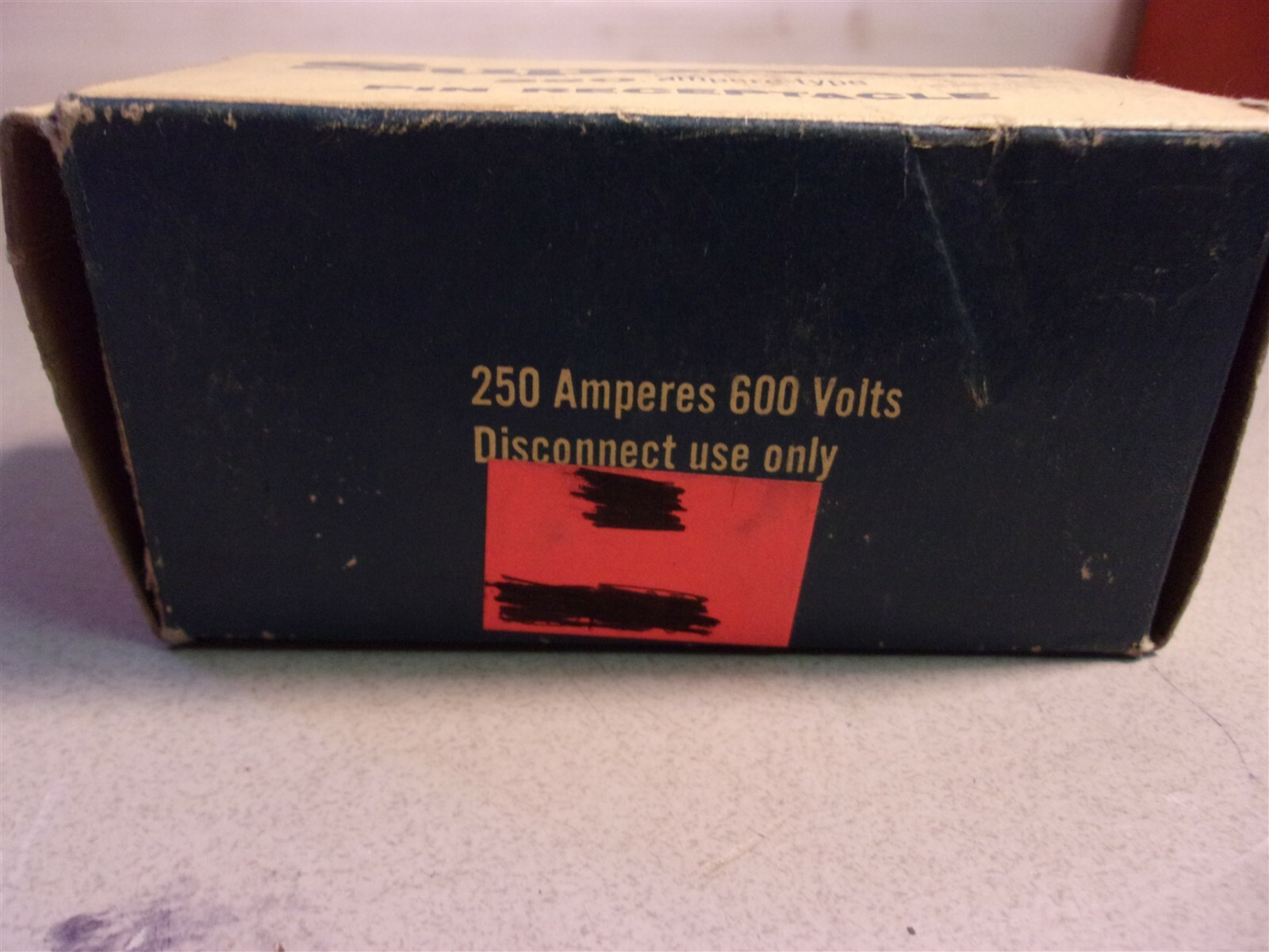 NEW Supercon 250 Type Pin Receptacle *FREE SHIPPING*