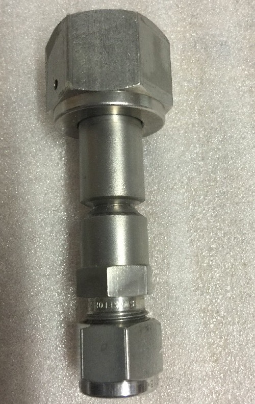 SWAGELOK 1/2″ FVCR X 3/8″T, SS-WVCR-6-600, SSWVCR6600, Shipsameday ZB#82