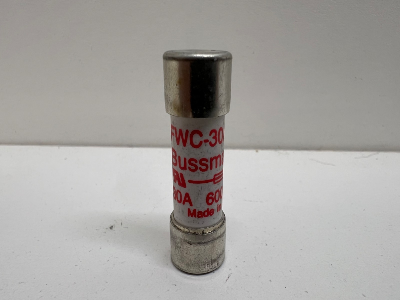NEW OLD STOCK! BUSSMANN 30A SEMICONDUCTOR FUSE FWC-30A10F