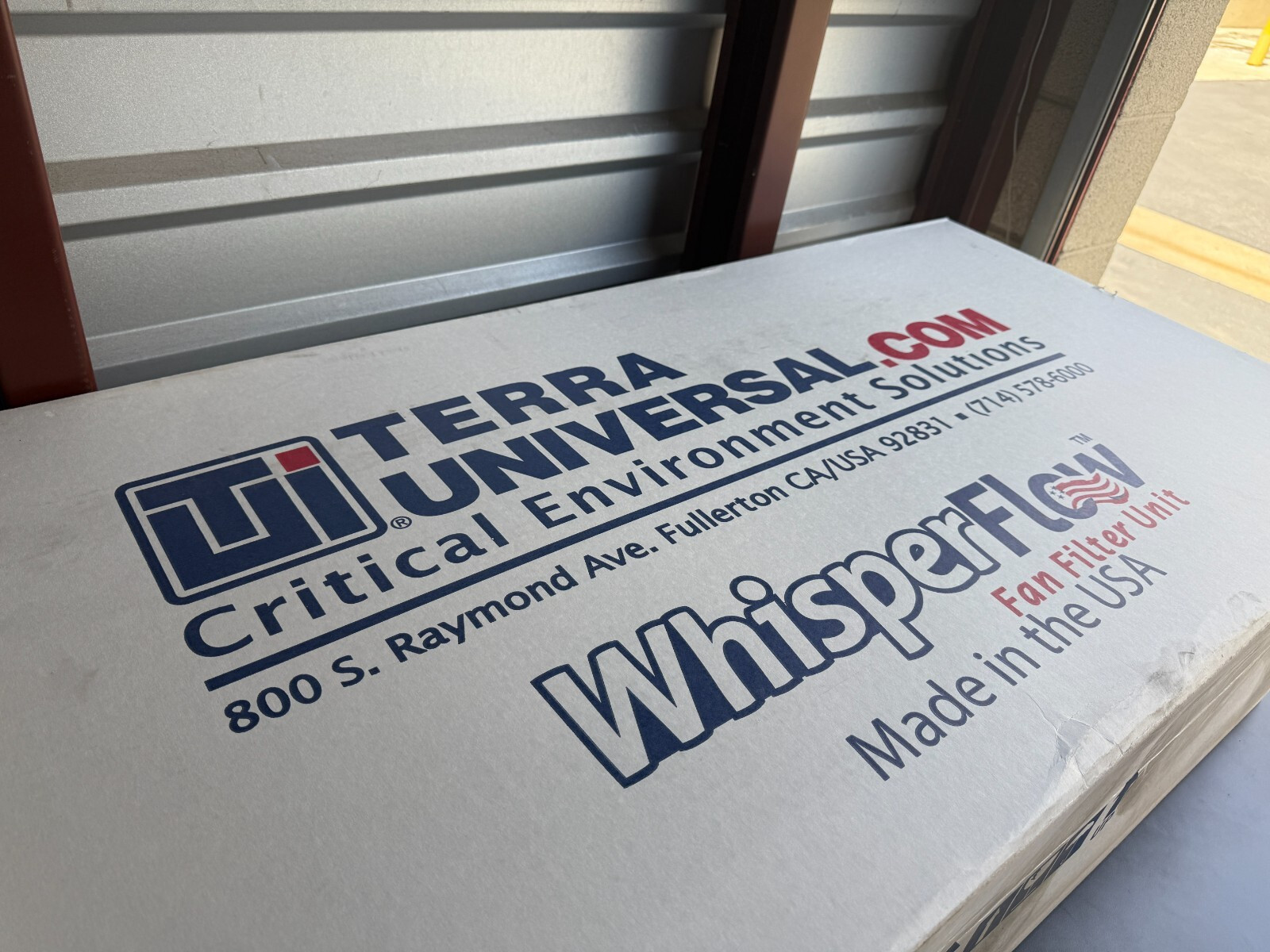 New Terra Universal Fan Filter Unit WhisperFlow 2’x4′ HEPA 120V 6601-24-H