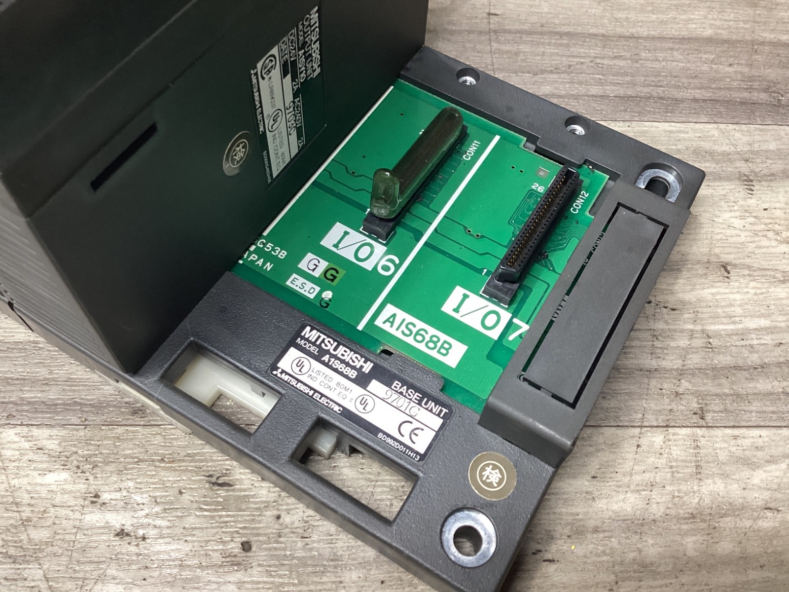 Mitsubishi Melsec Base A1S61P (3) A1SY10 (3) A1SY40 A1S68B #103A161PR2