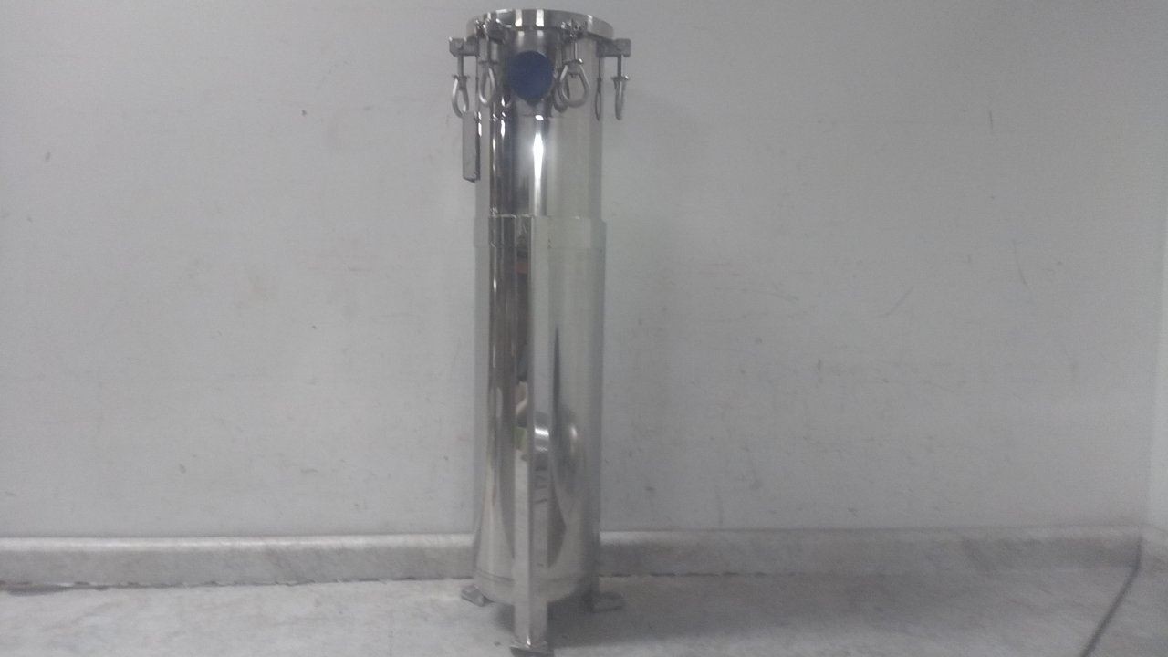 Pentair/Pentek ES22NA415-75 2 In NPT 150 Max PSI 135 GPM Bag Filter Housing