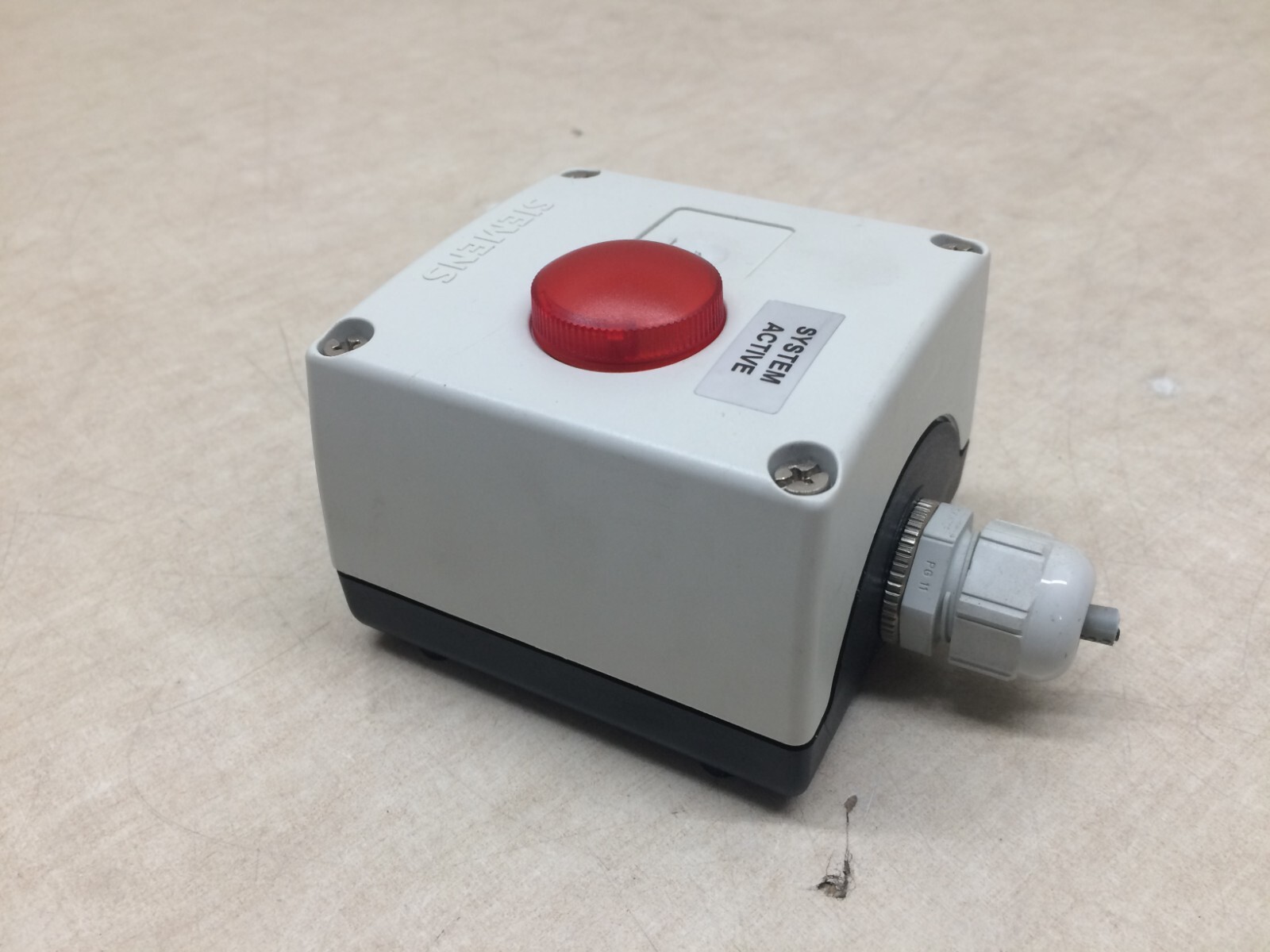 SIEMENS Lamp Module 3SB3420-1A IEC 60947-5-1 3 SB 38 System Active Light
