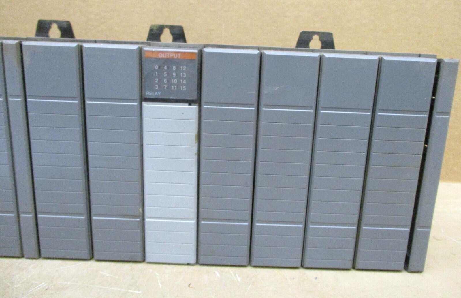 Allen-Bradley SLC 500 1746-P3 SLC 5/04 CPU 1747-L542 1747-DCM 1747-SDN 48691GN
