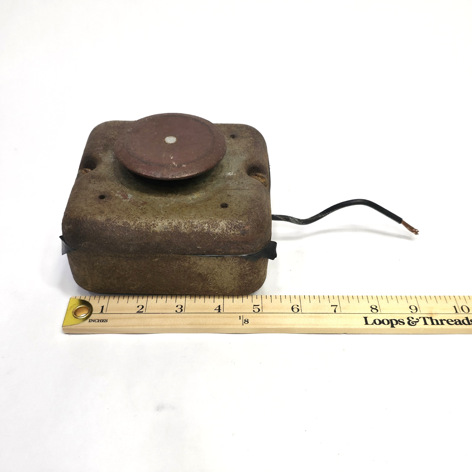 Vtg GE CR2940 NH101 General Purpose Push Button Control Box 600V Max. Heavy Duty