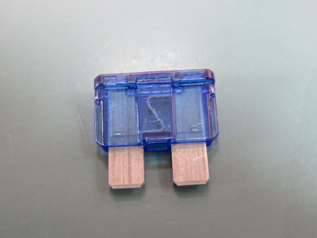 BUSSMAN BK/ATC-15 Qty of 100 per Lot 15A AC 32V DC Fuse Automotive Holder Blade
