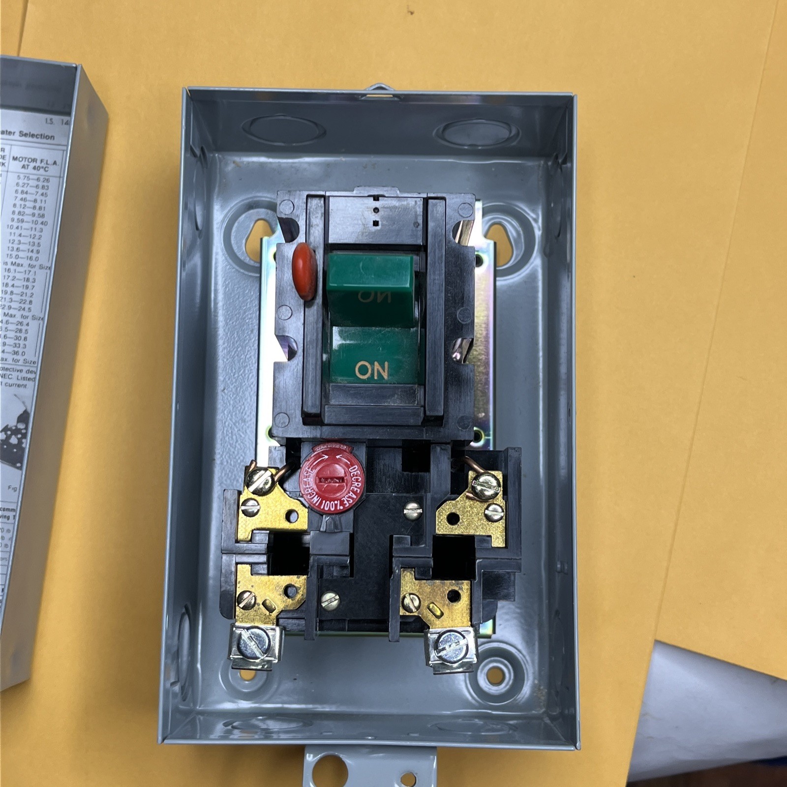 B100S0B EATON Cutler Hammer MOTOR STARTER MANUAL 2 HP 240 VAC Style 2603D68G02