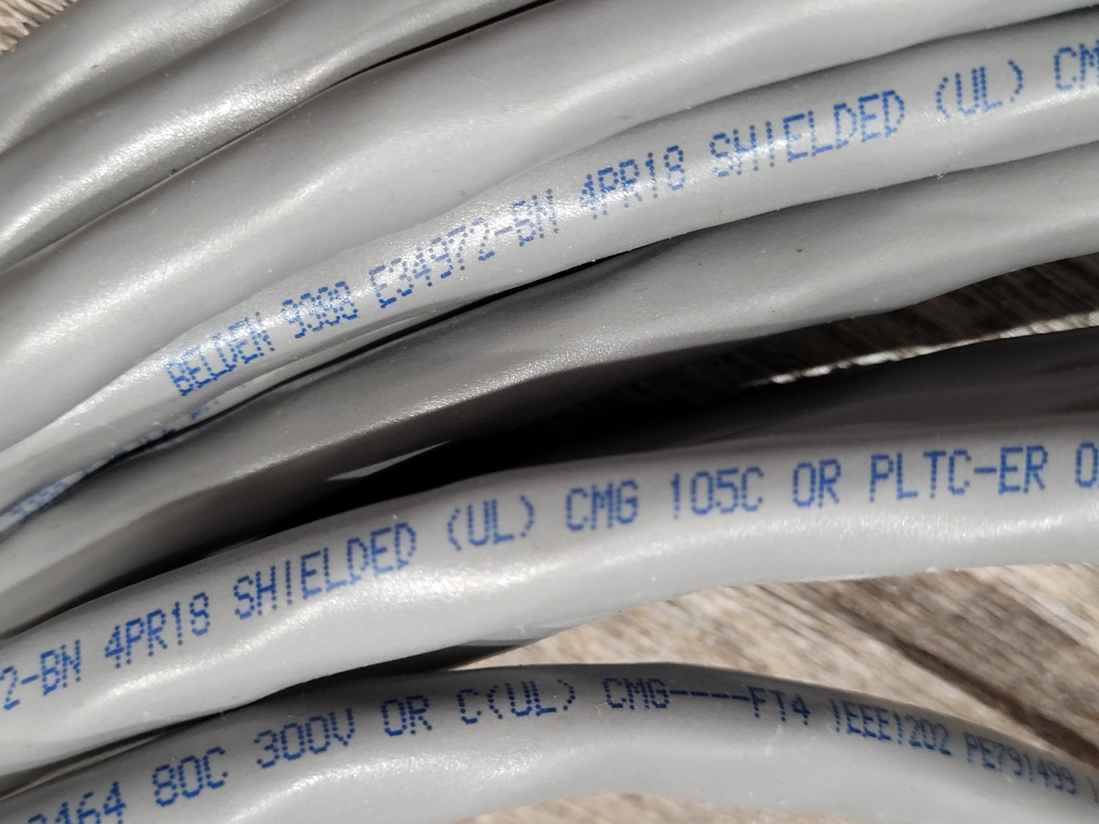 50′ Belden 9388 Cable E34972-BN 4PR18 SHIELDED NEW