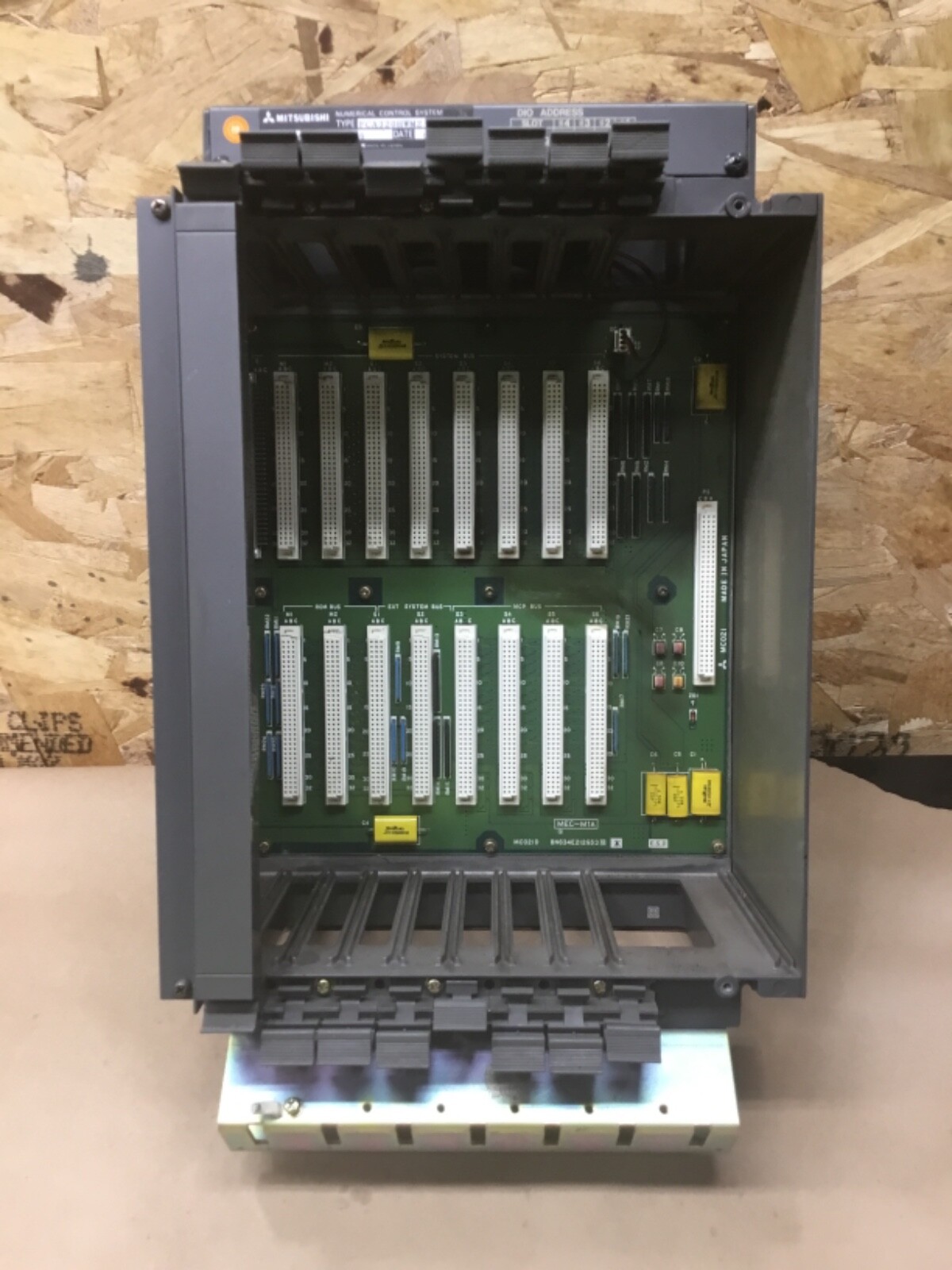 MITSUBISHI FCA320HWM2-1 NUMERICAL CONTROL SYSTEM RACK MC021D #04D28PR5*IM