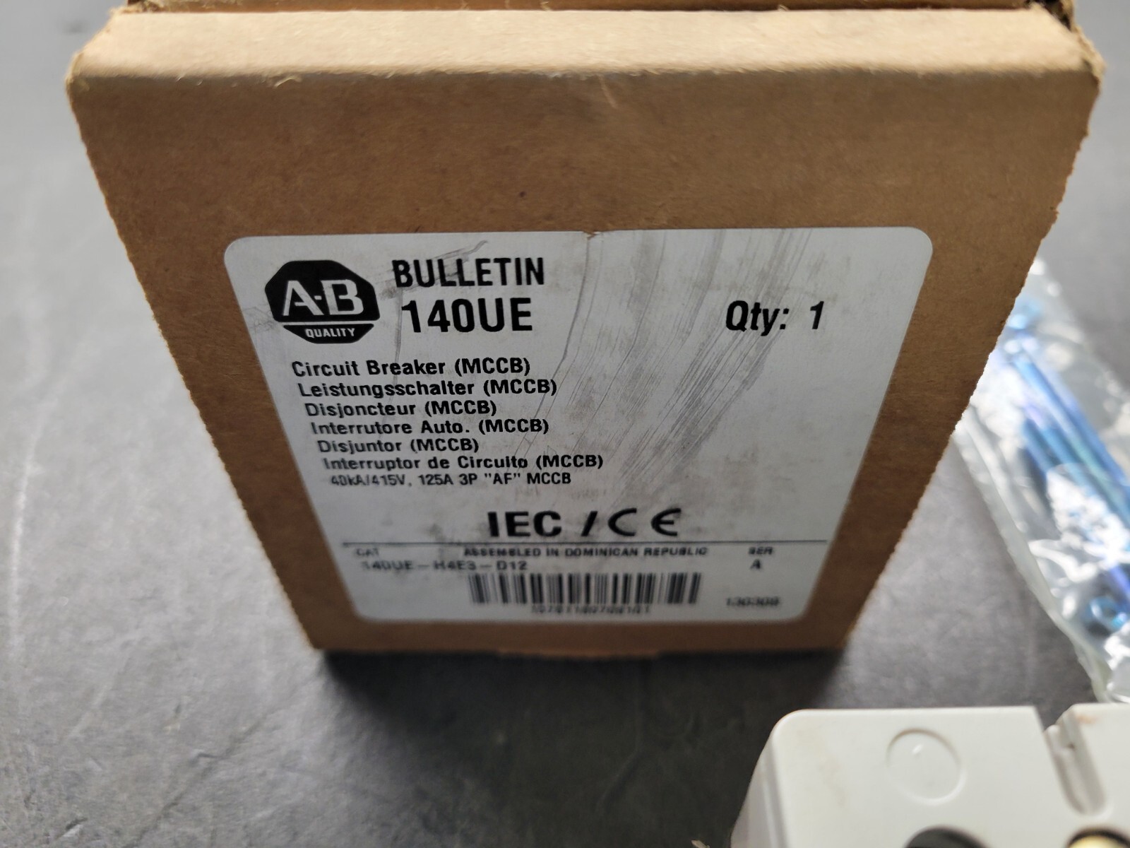 Allen Bradley 140UE-H4E3-D12 Breaker.