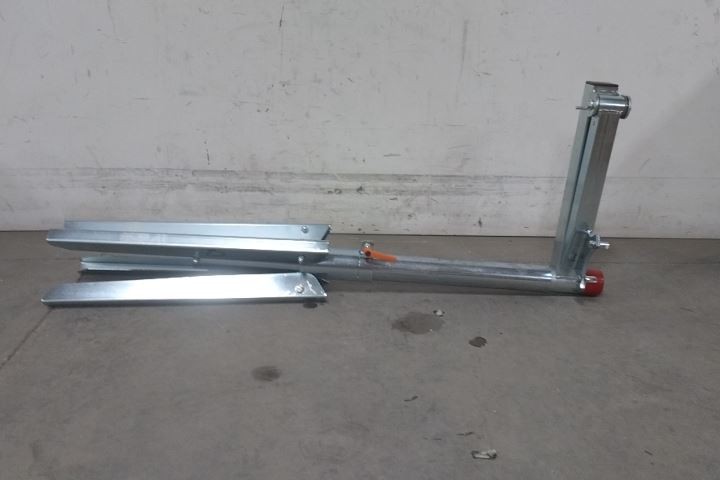 Collomix RMX 53-9/16 In Overall Height Mixing Stand