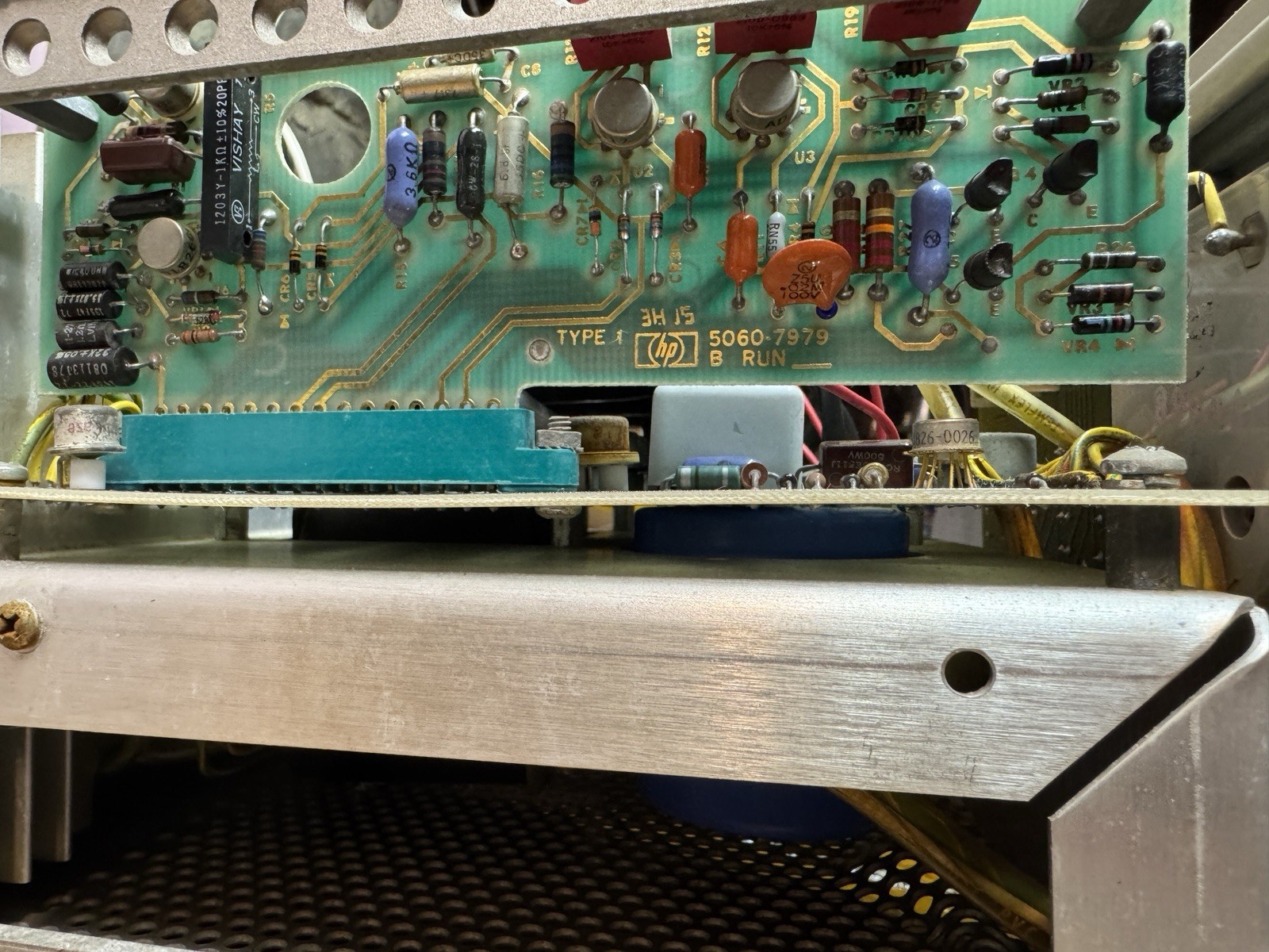 HP Hewlett-Packard 6114A Precision DC Power Supply 0-20V 2A / 20-40V 1A
