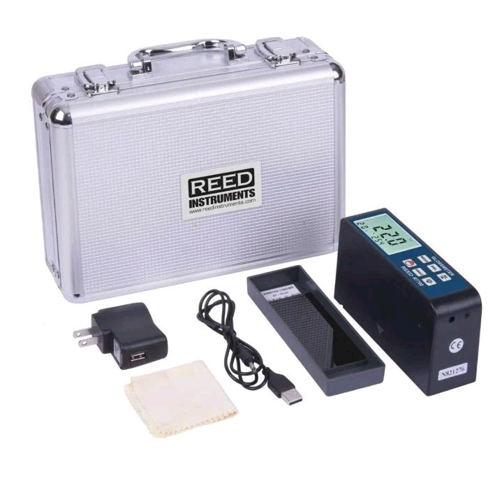 REED Instruments R7700 Gloss Meter, 3-Angle (20/60/ 85°)