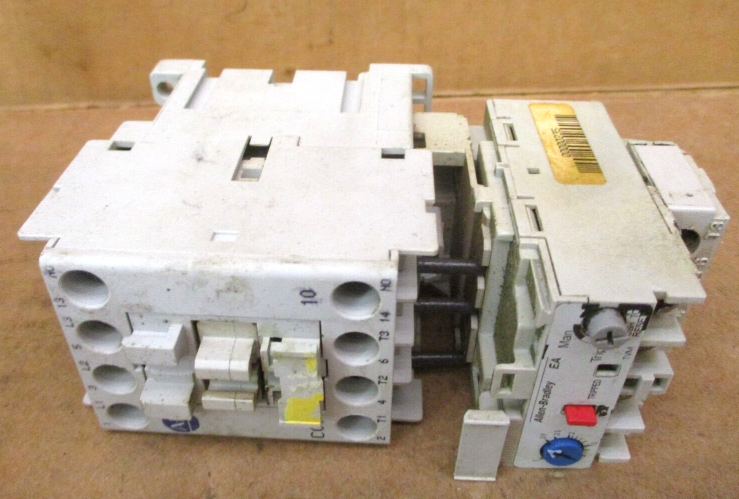 Allen-Bradley 100-C09*10 Contactor 193-EA1DB 50081HM