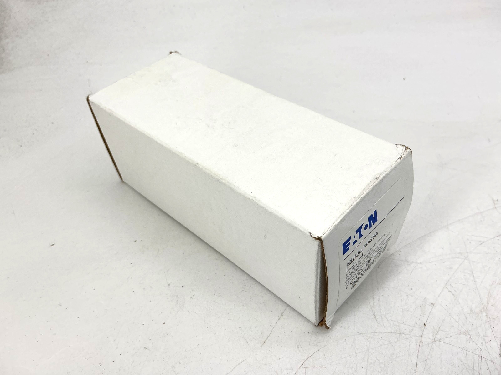 New Eaton E57LAL18A2SA Ser G1 Inductive Sensor Tubular Housing 3-Pin 20-250VAC