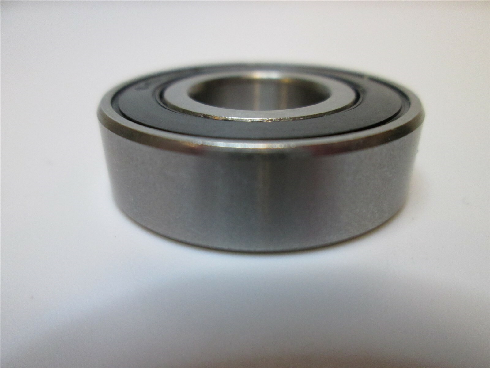 Industry # 6001-2RS Doubled Sealed 12mm Bore Radial Ball Bearing 28mm O.D. New
