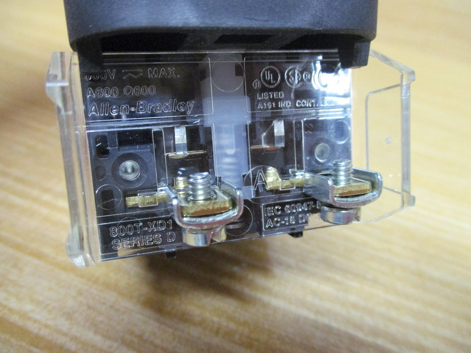 Allen Bradley 800T-QAH2AD1 Push Button