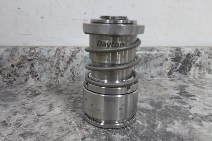 Dayton 6PNZ4 1.250-12 Input Thread Size 8 to 34 Lb-In Magnetic Capping Headset