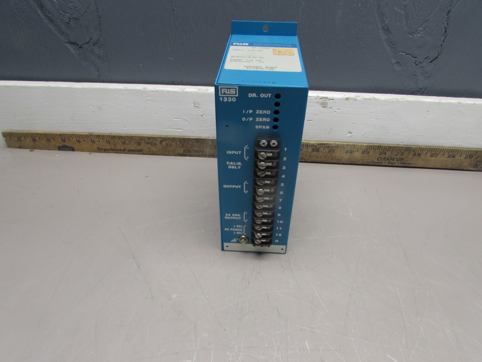 RIS SC-1330 ,SQUARE ROOT EXTRACTOR, In / Out 4-20mA, 115VAC , NEW! MAKE OFFER!