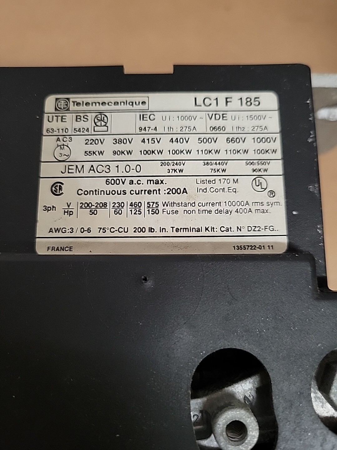 Schneider Electric Telemacanique 600VAC 200A Contactor Body LC1F185