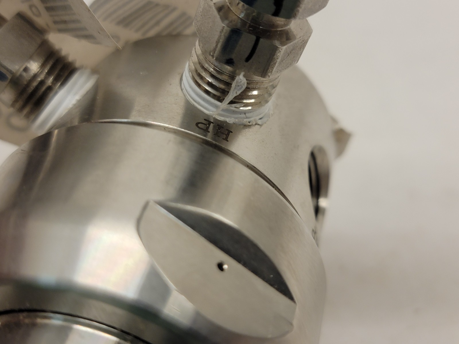 Swagelok KPR Series Regulator. 1/4″ NPTF ports, 6.8 bar max KPR1DFF415A20000