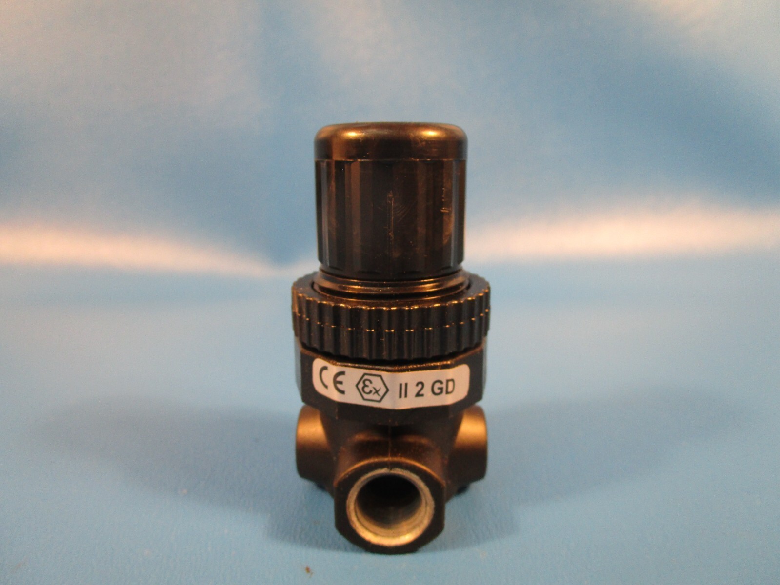 NORGREN R07-219-RGKA, Pressure Regulator, 0-160 PSI gauge, 1/8″,1/4″ PORTS