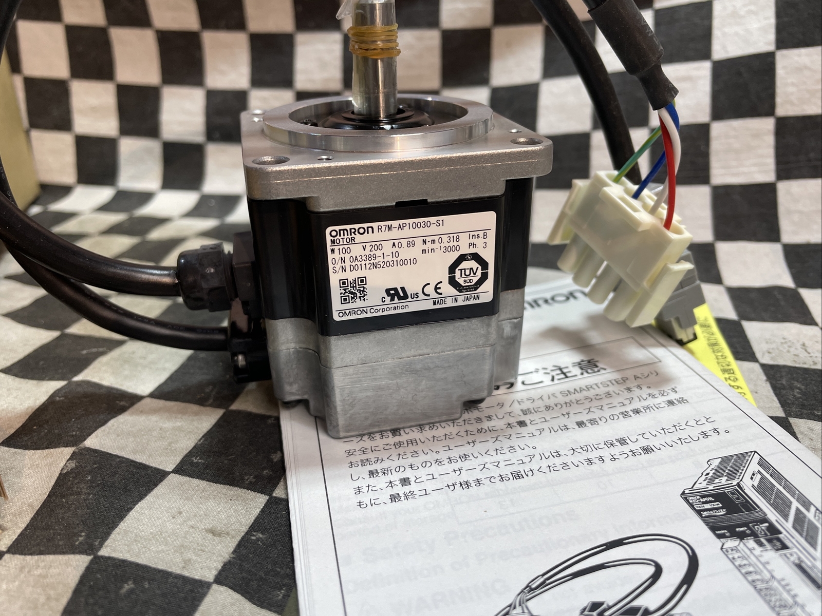 OMRON R7M-AP10030-S1, R7MAP10030S1, Servo Motor, SHIPSAMEDAY