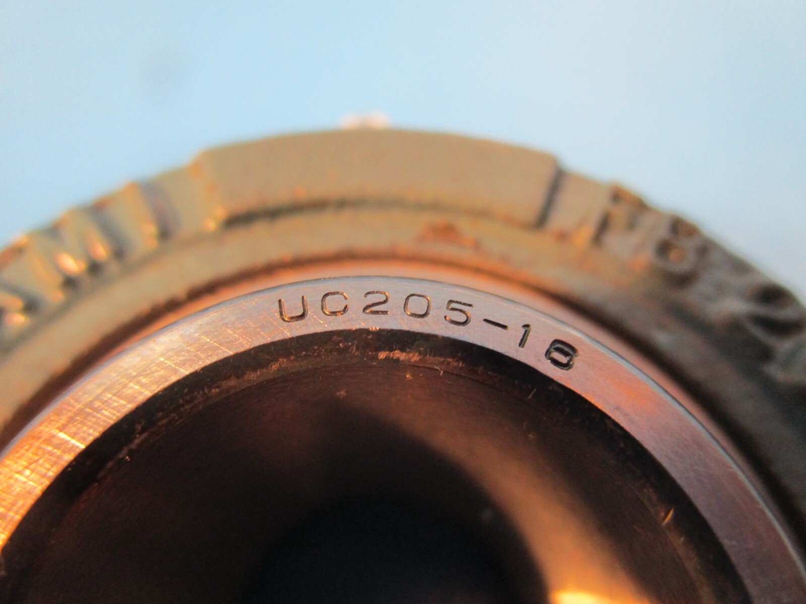 AMI UCFB205-16, 1“ Bore, 3-Bolt Flange Block Bearing, Set Screw Locking (ASAHI)