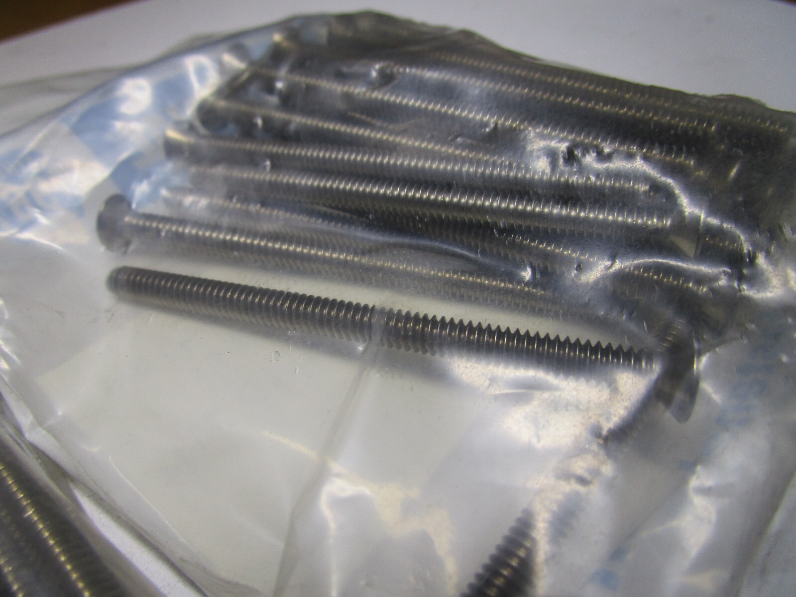 #10-24 x 3″ Phillips Flat Head Grade 18-8 Stainless Steel Machine Screw QTY 50