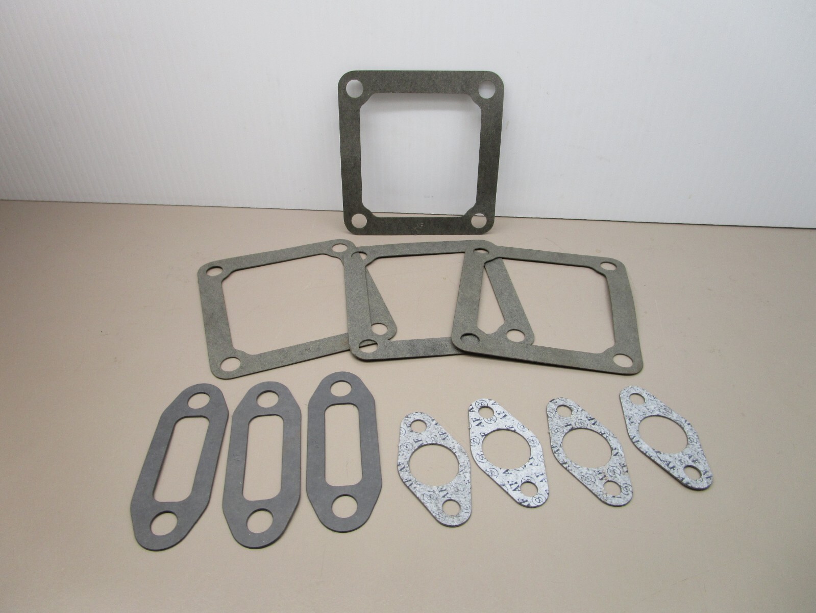 Detroit Diesel Random Small Gasket Lot for V92 Engines No Part Numbers