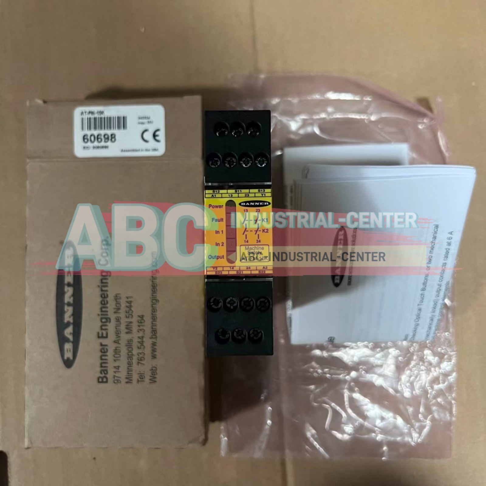 1PCS New BANNER AT-FM-10K Safety Relay#
