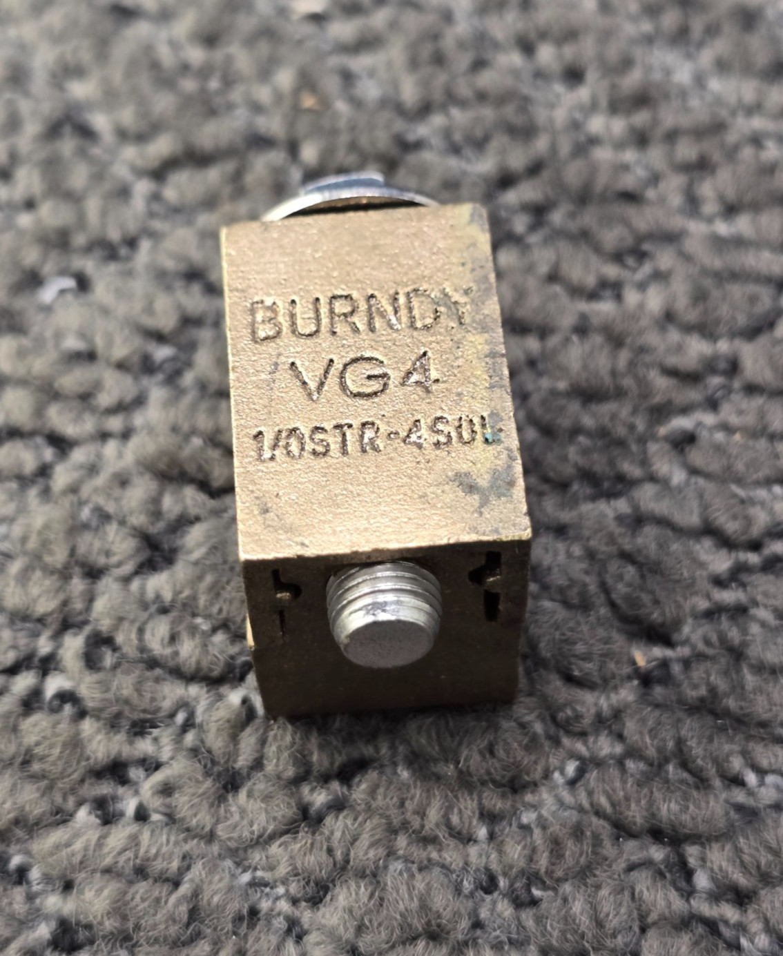 Burndy VG4 Copper Alloy Vise Clamp Connector 1/0 AWG Stranded – #4 AWG Solid