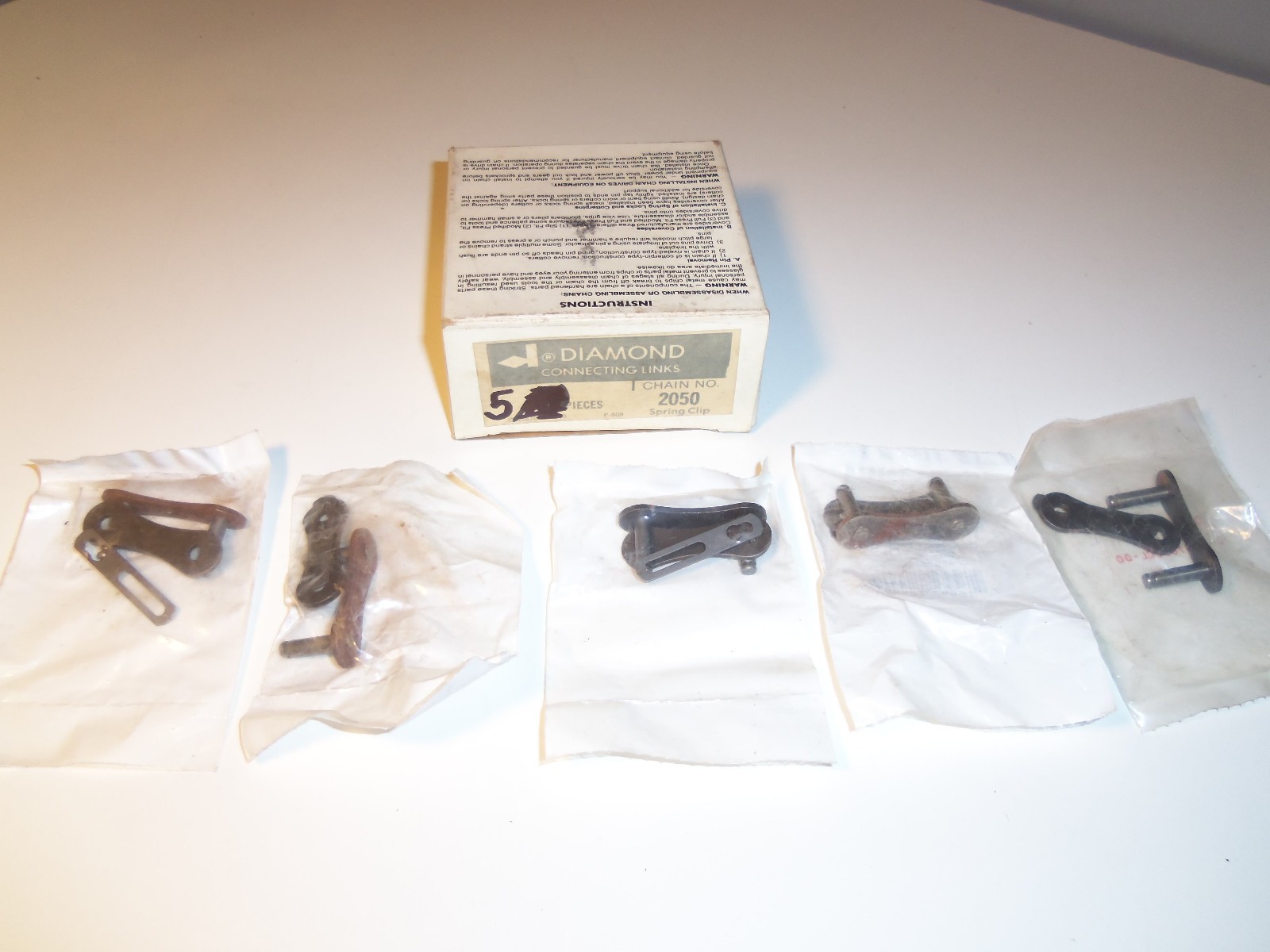 LOT OF 5 NEW DIAMOND C-4587050CL-00-P SPRING CLIP CONNECTING LINK NO. 2050
