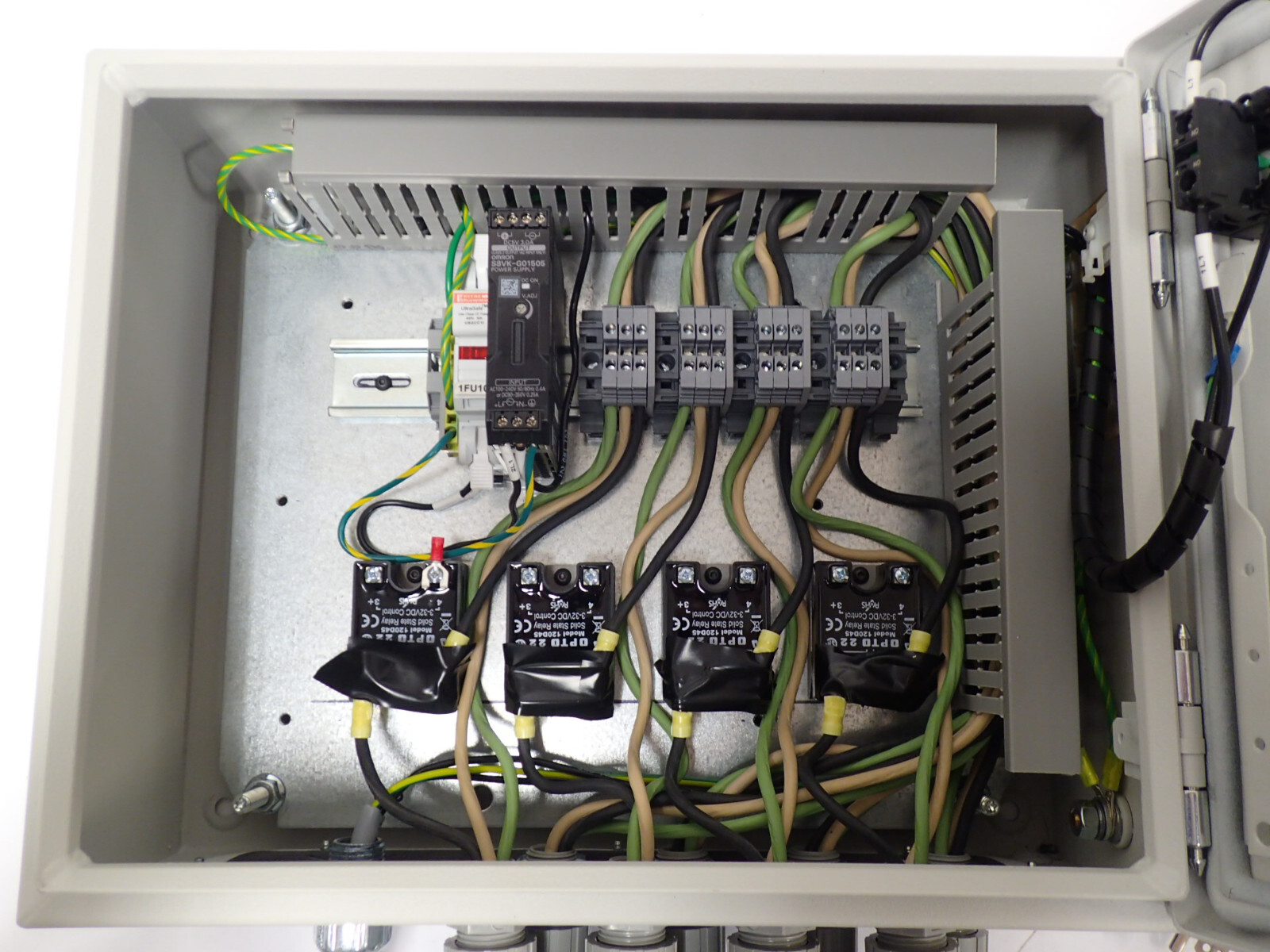 LANCO INTEGRATED AAA-X38-40300 In 120Vac 1PH 60Hz 60W