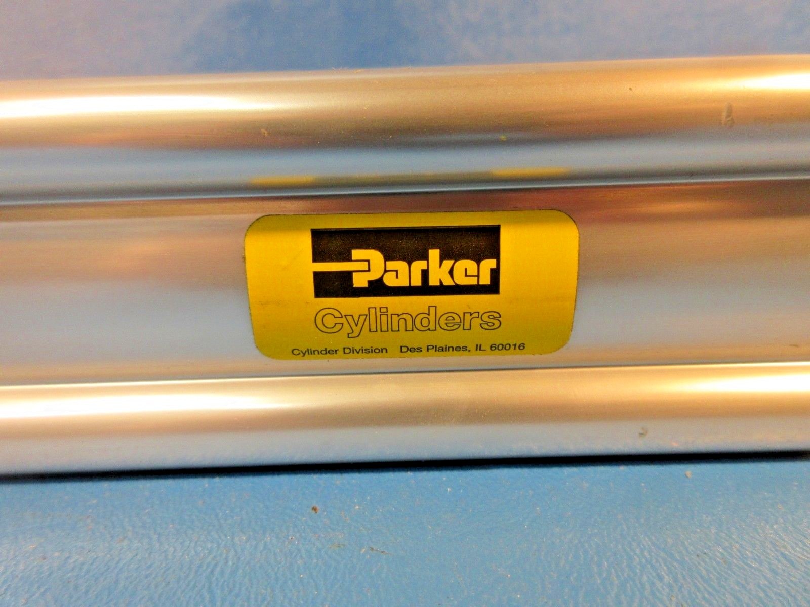 Parker CF2MAUS18AC, Ser 2MA 1.5, 1-1/2 Bore, 16″ Stroke 01.50 CF2MAUS18AC 16.000