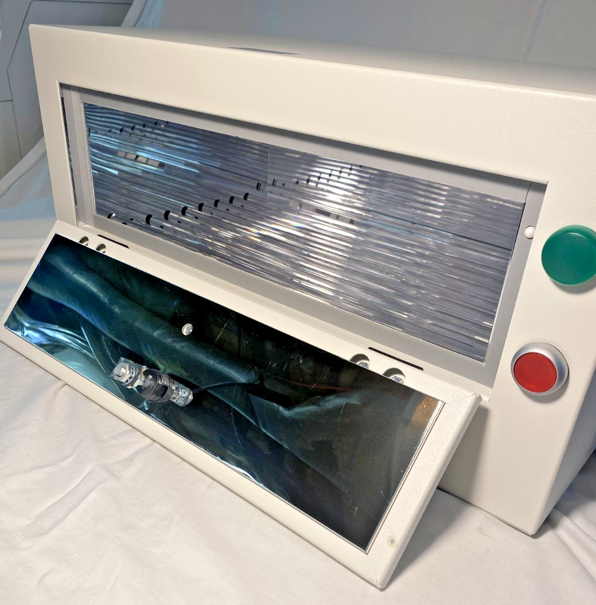 Ultra Violet Disinfection Device – AUVS KR615