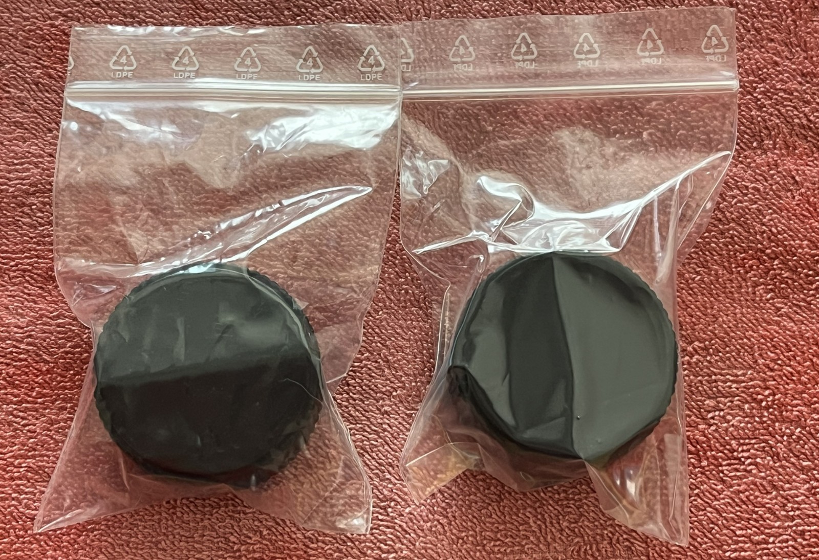 EHC MS91528-4D2B Skirted Black Knob Mil Spec 1/4″ Shaft 1.75″ DIA 1.07″H