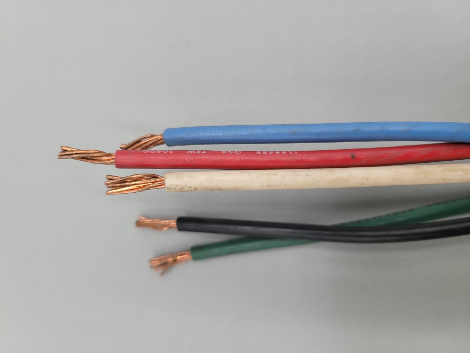 Dual Lite Lighting Connector 1D5 120/208V 20A 12AWG 28-62IF 5 Wire