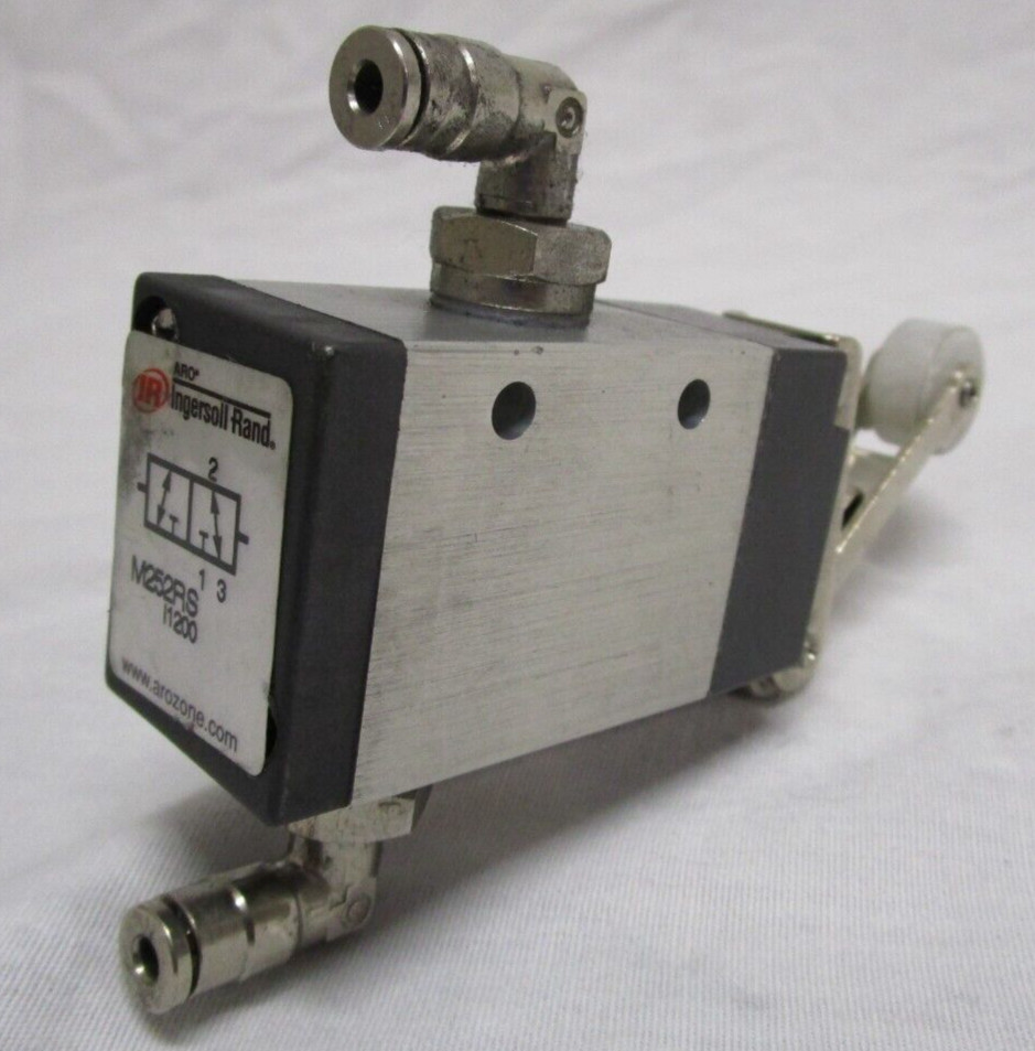 NEW INGERSOLL RAND ARO M252RS 1/4″ INLET 3-WAY 2-POSITION ROLLER LEVER ACTUATOR