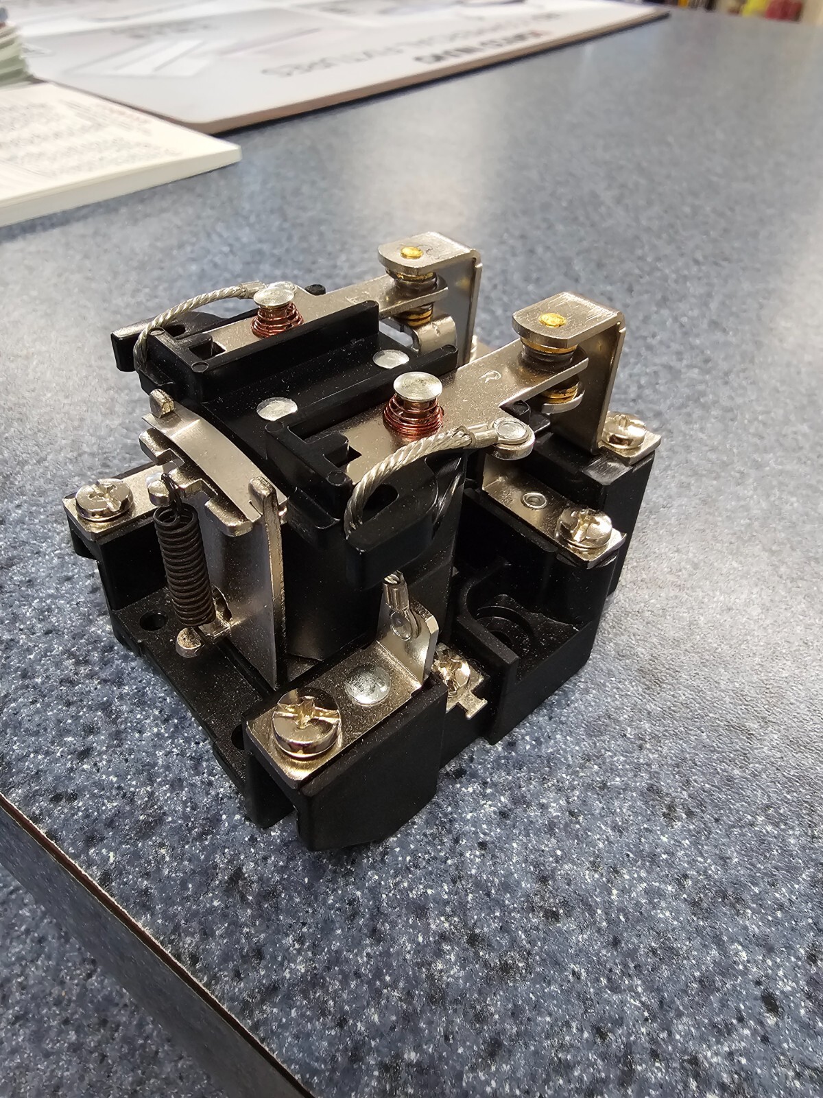 DAYTON 3X749M Relay/Socket