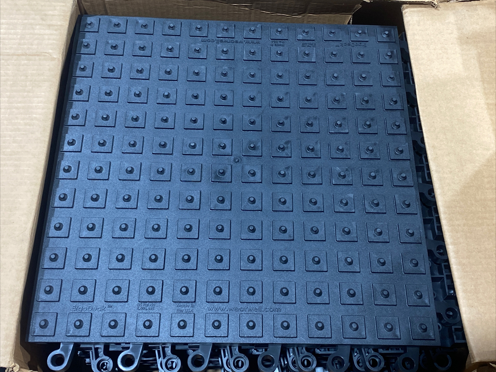 ErgoDeck WEARWELL 552 Cleated Tiles,Black,18 in. x 18 in.,PK10 29XP22 ( 10pack)