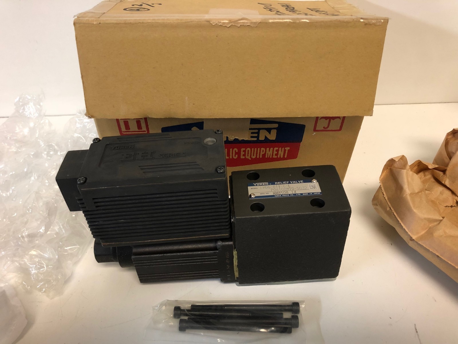 Yuken Power Amp Valve EH EHDG-01V-C-L-P06T08M10-5032 Toshiba 7SA030462
